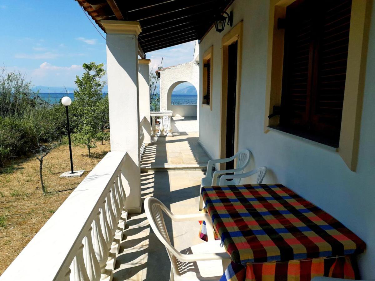 Ionio Apartments Lefkímmi Buitenkant foto