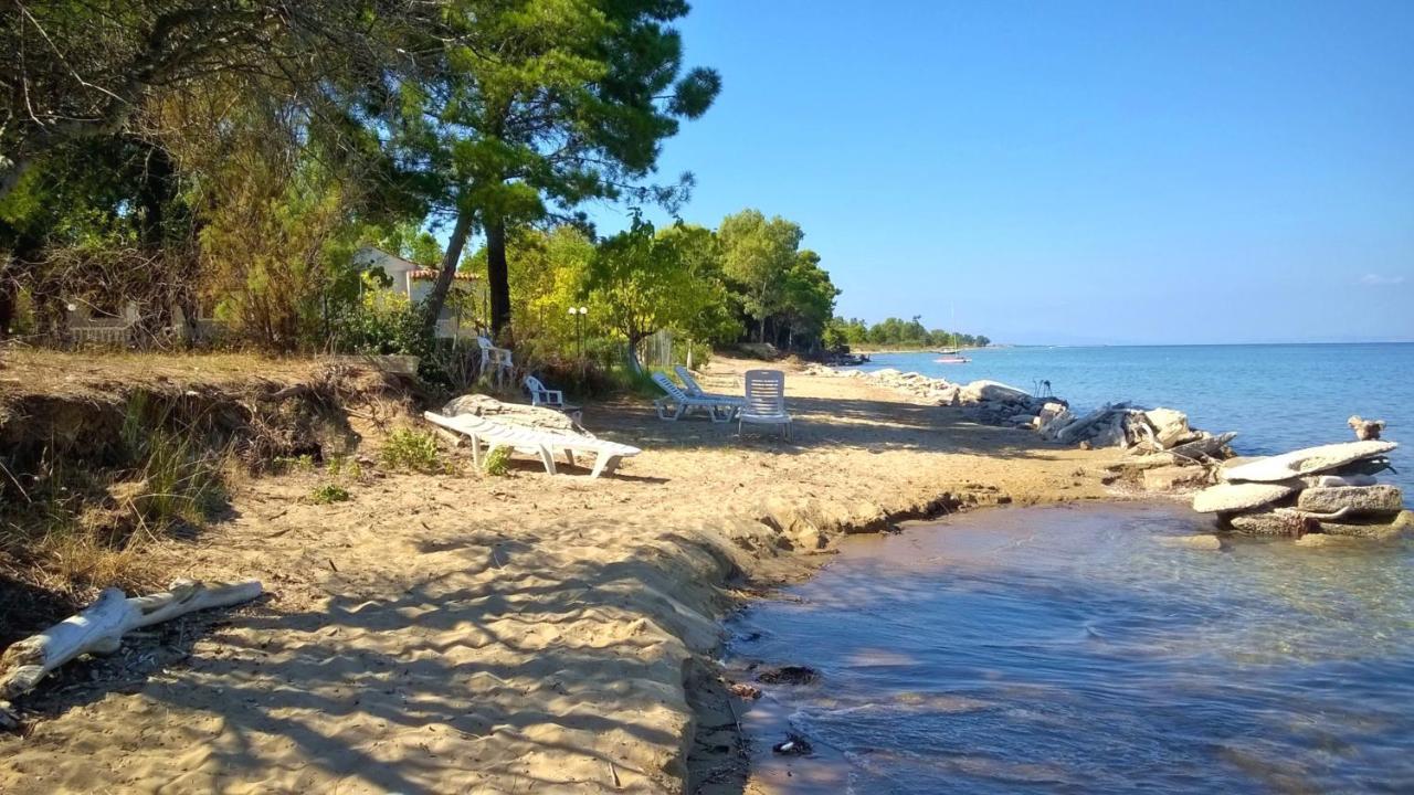 Ionio Apartments Lefkímmi Buitenkant foto
